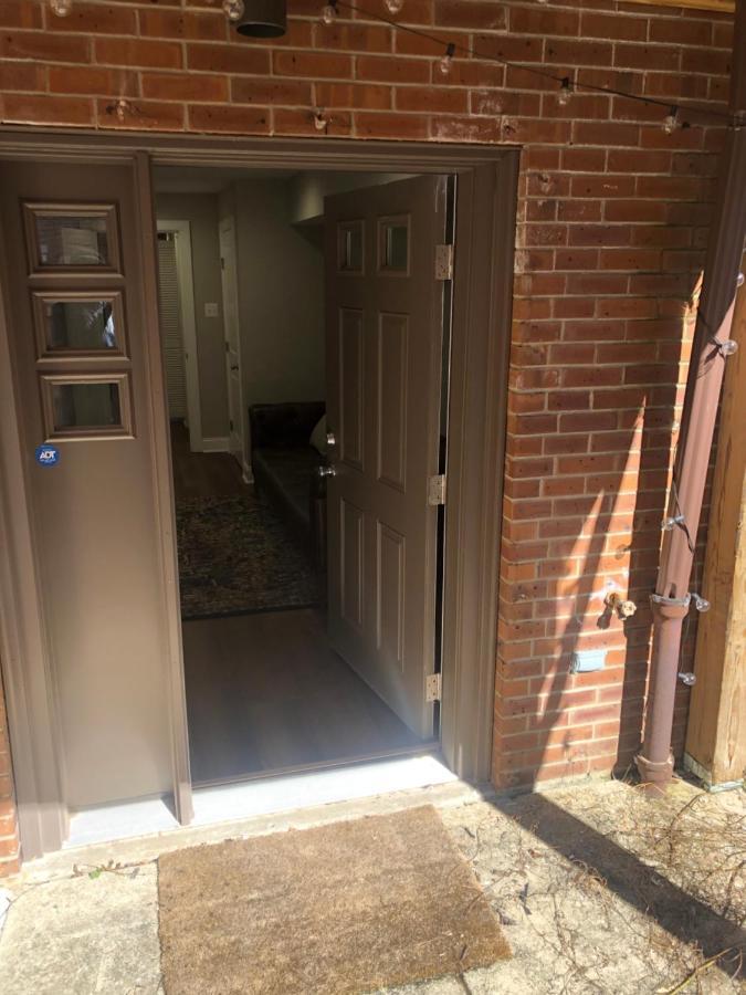 6224 Pine Street Homestay